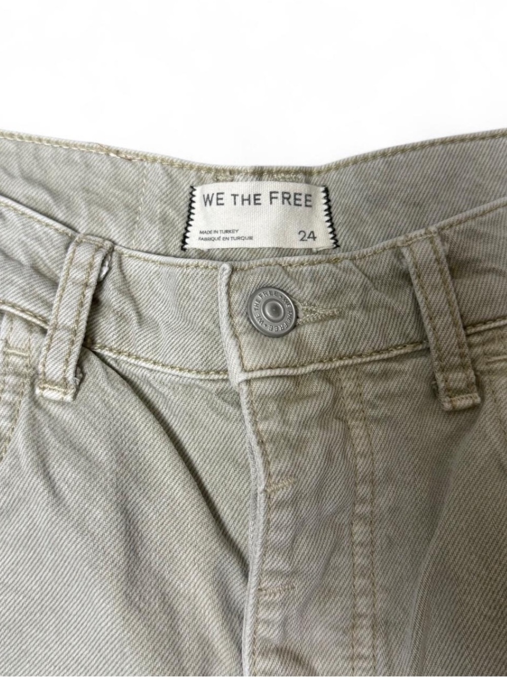 We The Free Mid Rise Barrel Leg Cargo Pants in Khaki Women’s Size 24 - Picture 3 of 6
